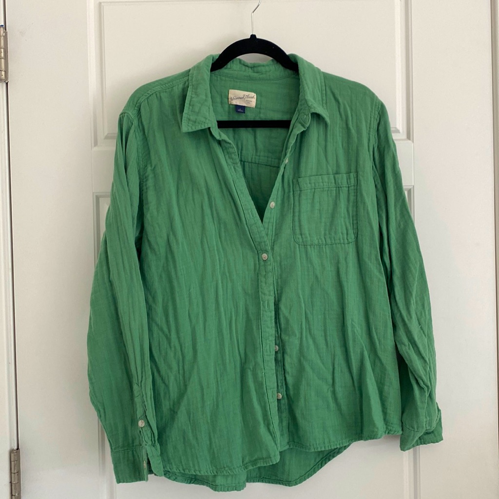 Universal Threads Green Button Up